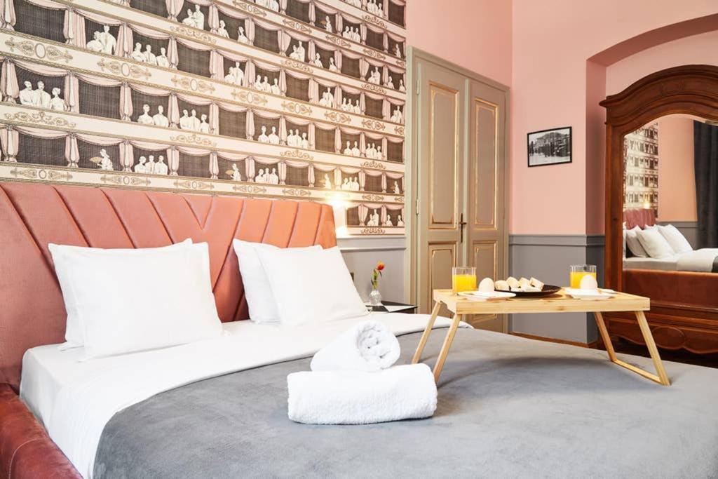Househost Iii: Podbrzezie Street Apartment Krakau